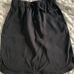 Midi lululemon skirt